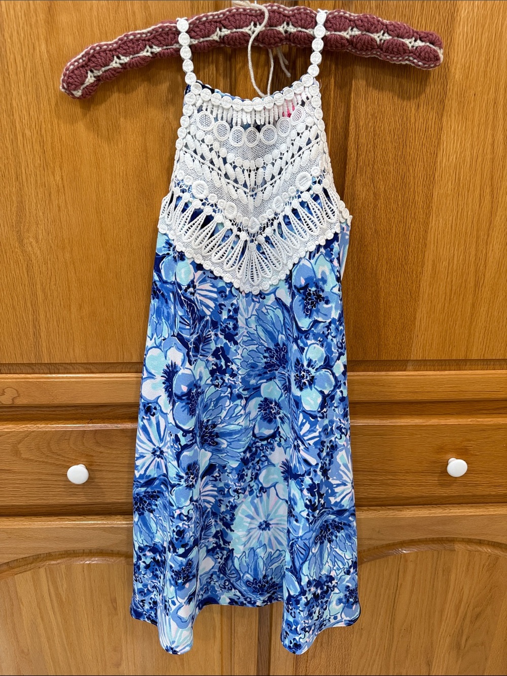 Lilly‎ Pulitzer Size 2 Blue Floral Crochet Lace Halter Shift Dress